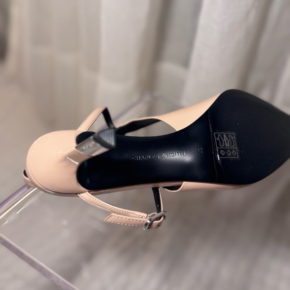 Charles & Keith Cream Pointed Heels - Picture 7 of 8